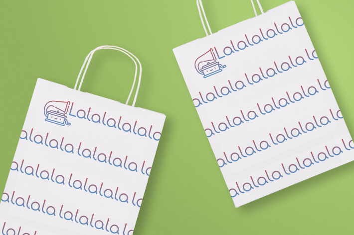 bumazhnye-pakety-s-logotipom (1).jpg